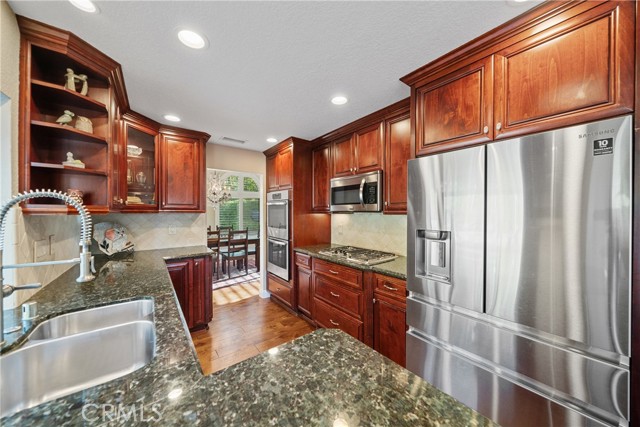 5347 E Big Sky Lane, Anaheim Hills CA: https://media.crmls.org/medias/d4999283-61a8-4394-be76-24ef864cfbc2.jpg