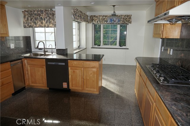 Detail Gallery Image 7 of 54 For 1200 Oakwood Dr, San Marino,  CA 91108 - 4 Beds | 3/1 Baths