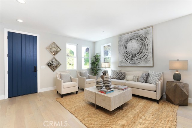 5 Brookline Avenue, Phillips Ranch CA: https://media.crmls.org/medias/d49a3e66-490c-4621-8213-b43e3e8c441d.jpg