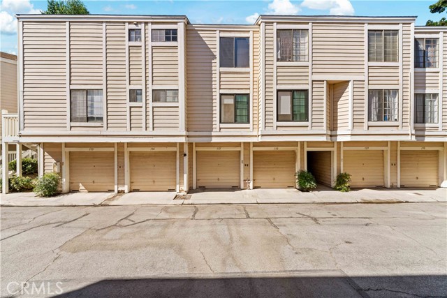 Detail Gallery Image 12 of 12 For 4900 N Grand #131, Covina,  CA 91724 - 2 Beds | 2 Baths