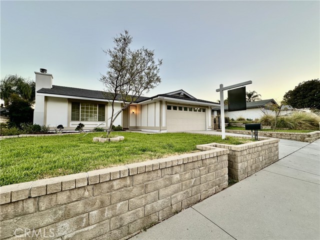 Detail Gallery Image 1 of 1 For 22942 Mulberry Glen Dr, Valencia,  CA 91354 - 3 Beds | 2 Baths