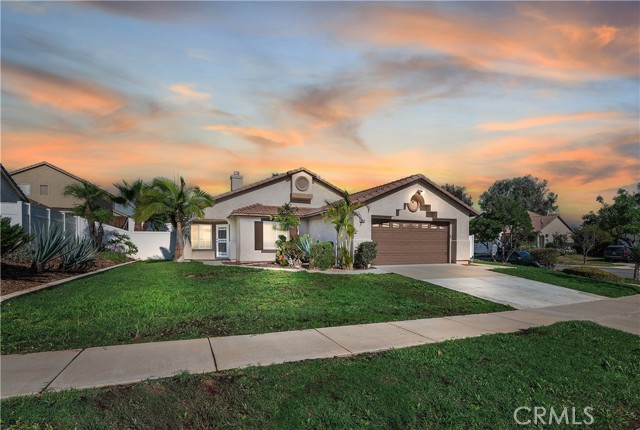 2440 Marigold Way, Corona CA: https://media.crmls.org/medias/d49eddf7-09d5-4f9e-b248-1c459316b09b.jpg
