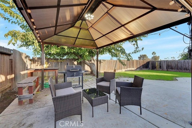 Detail Gallery Image 28 of 32 For 4429 Martel Dr, Olivehurst,  CA 95961 - 3 Beds | 2 Baths