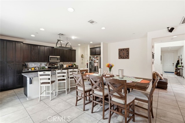 Detail Gallery Image 12 of 60 For 18332 Cayenne, San Bernardino,  CA 92407 - 4 Beds | 3/1 Baths