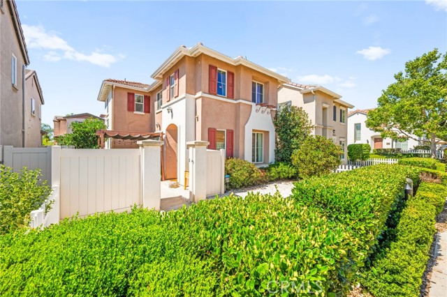 27620 Desert Gold Court, Murrieta CA: https://media.crmls.org/medias/d4a1cc32-dcae-42e1-8da3-115da2181d2a.jpg