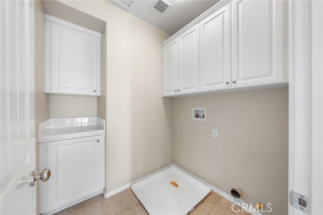 Detail Gallery Image 19 of 41 For 19911 Turin Ct, Yorba Linda,  CA 92886 - 3 Beds | 2/1 Baths