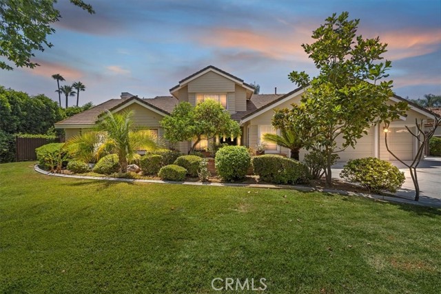 10854 Beltramo Circle, Riverside CA: https://media.crmls.org/medias/d4a270a4-ea39-4699-b593-ba7232905701.jpg