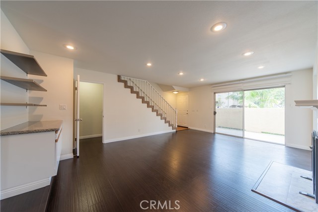 Detail Gallery Image 13 of 33 For 401 W 220th St #58,  Carson,  CA 90745 - 3 Beds | 3 Baths
