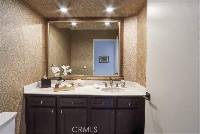 3 Primrose, Aliso Viejo CA: https://media.crmls.org/medias/d4a39f09-d4cb-4e0d-85b6-ab7bdfc6ed5a.jpg