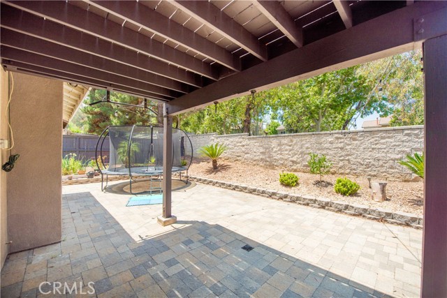 3498 Birchleaf Drive, Corona CA: https://media.crmls.org/medias/d4a3e4ce-782f-44db-a9b3-93c9566a371f.jpg