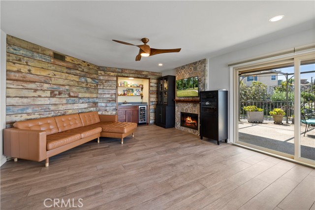 Image 15 of 54 For 2700 Panorama Drive 208