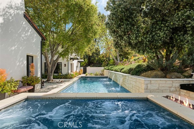 Detail Gallery Image 35 of 74 For 25 Golden Eagle, Irvine,  CA 92603 - 6 Beds | 6/1 Baths