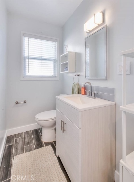 Detail Gallery Image 24 of 36 For 4746 Obispo Ave, Lakewood,  CA 90712 - 4 Beds | 2 Baths