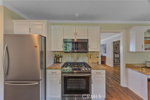 1425 Hastings Ranch Drive, Pasadena CA: https://media.crmls.org/medias/d4a6bba2-a047-4d31-839f-dd9a58e67b5a.jpg
