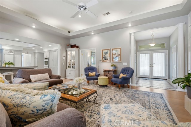 Detail Gallery Image 17 of 61 For 2134 Cottonwood Cir, Visalia,  CA 93277 - 4 Beds | 3 Baths