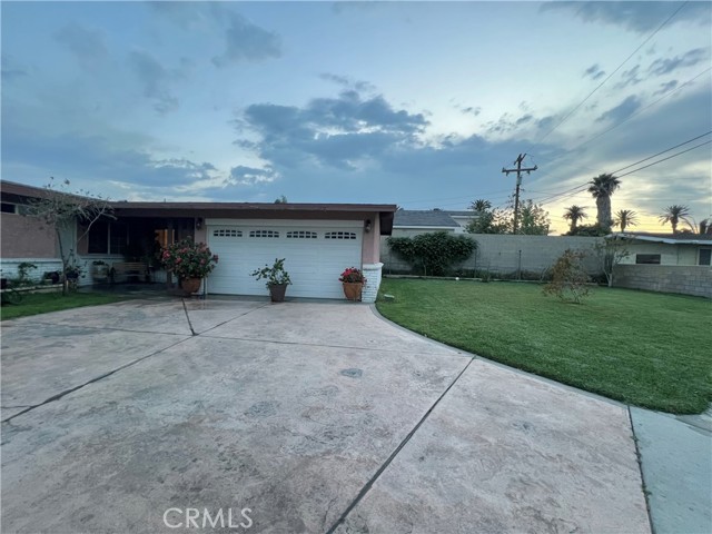 Detail Gallery Image 3 of 23 For 527 E King St, Rialto,  CA 92376 - 3 Beds | 2 Baths