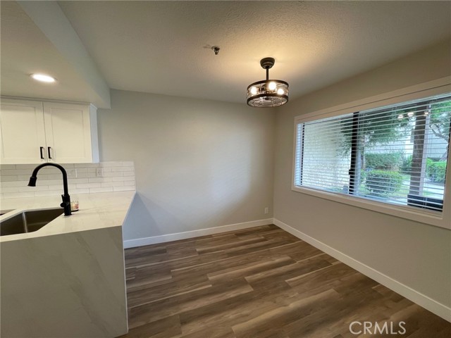 Detail Gallery Image 12 of 26 For 7715 Newman Ave #104,  Huntington Beach,  CA 92647 - 2 Beds | 2 Baths