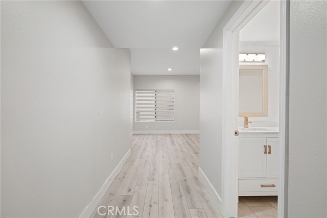 Detail Gallery Image 3 of 25 For 19029 Nordhoff St #103,  Northridge,  CA 91324 - 2 Beds | 2 Baths