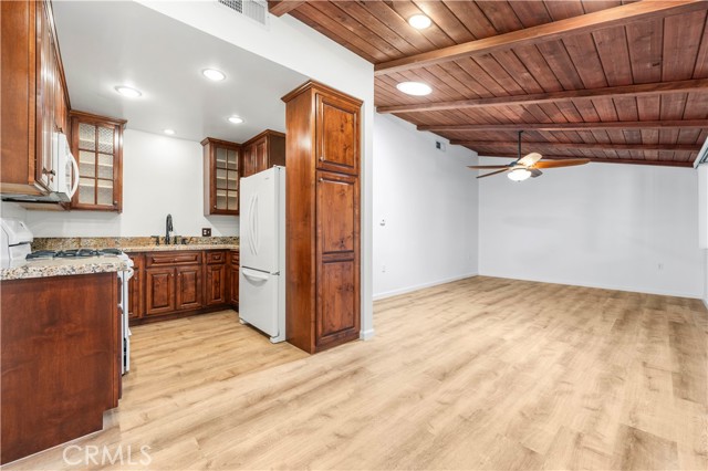 2 Bed Home for Sale in Newhall, California