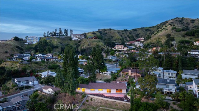 Detail Gallery Image 17 of 63 For 9960 Milburn, Sun Valley,  CA 91352 - 4 Beds | 2 Baths