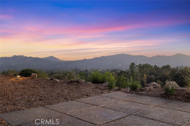 Detail Gallery Image 56 of 69 For 5260 Gould Ave, La Canada Flintridge,  CA 91011 - 3 Beds | 3 Baths