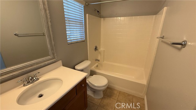 Image 14 of 47 For 31 Quartz Lane