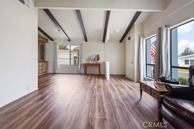 Detail Gallery Image 4 of 25 For 1126 Sunnyslope Ln, Santa Maria,  CA 93455 - 2 Beds | 2 Baths