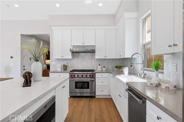 149 Fairgreen, Irvine CA: https://media.crmls.org/medias/d4ab6c70-25a0-40c9-992a-c068769ed675.jpg