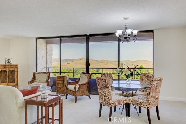 Detail Gallery Image 4 of 20 For 24055 Paseo Del Lago #711,  Laguna Woods,  CA 92637 - 1 Beds | 1/1 Baths