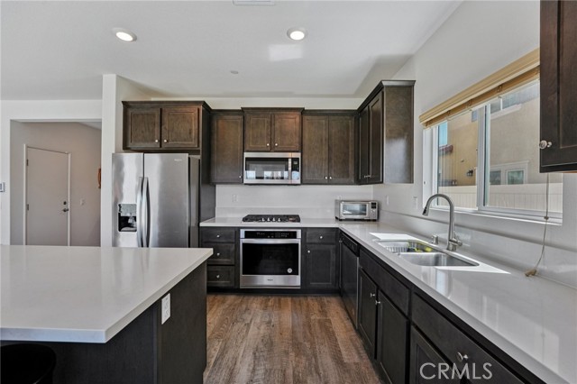 Detail Gallery Image 6 of 26 For 26599 Sagewood, Menifee,  CA 92585 - 4 Beds | 3 Baths