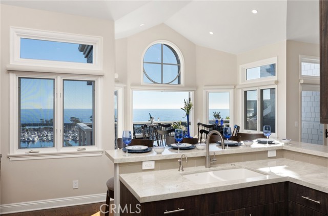 Detail Gallery Image 2 of 36 For 24536 Santa Clara Ave, Dana Point,  CA 92629 - 2 Beds | 3/1 Baths