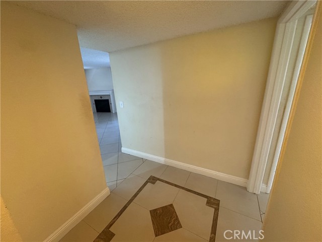 873 Kristin Lane, Hemet CA: https://media.crmls.org/medias/d4b13926-8ef6-4f12-8997-526fffaaf3ff.jpg