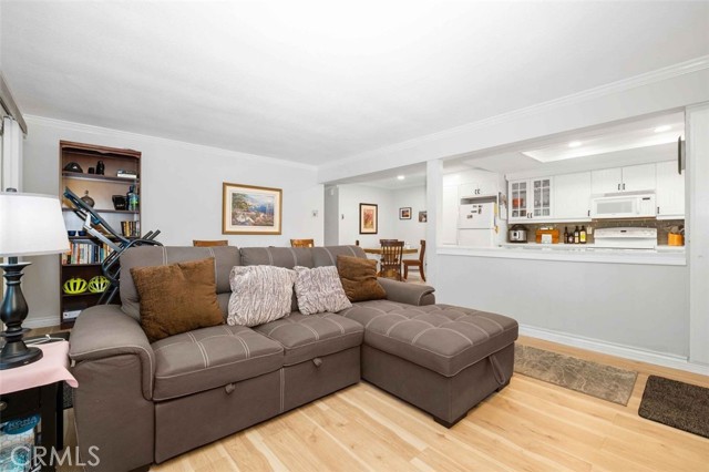 Detail Gallery Image 13 of 60 For 2118 via Puerta #D, Laguna Woods,  CA 92637 - 2 Beds | 2 Baths