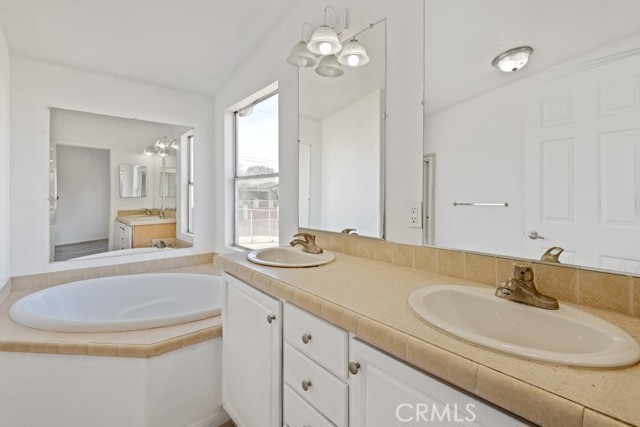 Detail Gallery Image 26 of 38 For 26458 Olson Ave, Homeland,  CA 92548 - 4 Beds | 2/1 Baths