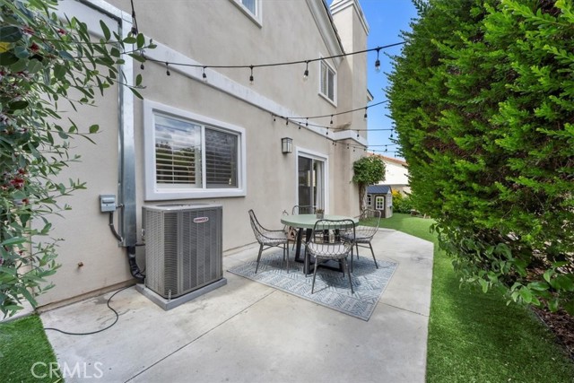 1817 Clark Lane, Redondo Beach CA: https://media.crmls.org/medias/d4b25848-ad73-4806-826a-2fd30552fa6f.jpg