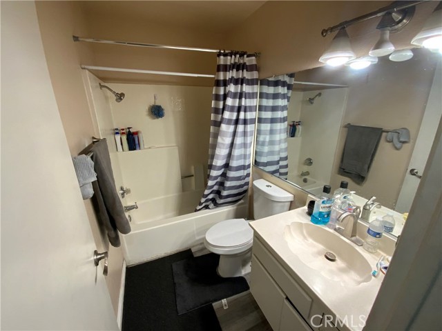 Detail Gallery Image 14 of 20 For 15696 Paine St #24,  Fontana,  CA 92336 - 4 Beds | 2/1 Baths