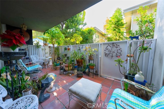 Detail Gallery Image 14 of 26 For 4353 Colfax Ave #33,  Studio City,  CA 91604 - 2 Beds | 1 Baths