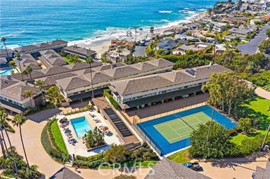 Detail Gallery Image 3 of 38 For 106 Blue Lagoon, Laguna Beach,  CA 92651 - 4 Beds | 3 Baths