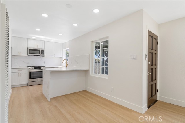 Detail Gallery Image 13 of 31 For 2521 W Stanford St, Santa Ana,  CA 92704 - 2 Beds | 1 Baths