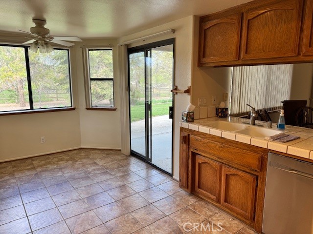 Detail Gallery Image 11 of 26 For 30081 Jamaica Dunes Dr, Tehachapi,  CA 93561 - 3 Beds | 2/1 Baths