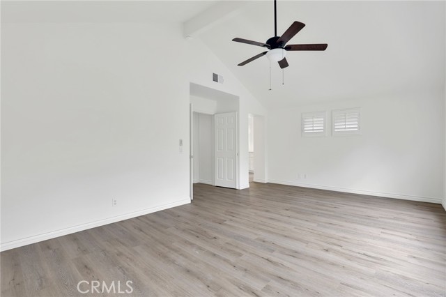 Image 25 of 41 For 520 Morningstar