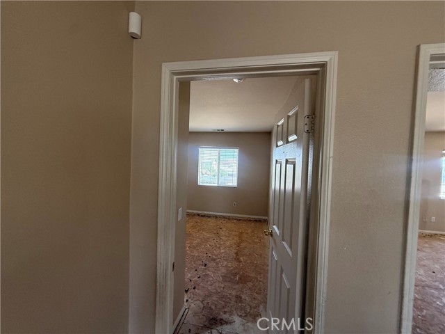 Detail Gallery Image 35 of 50 For 14577 Crossing, Victorville,  CA 92394 - 3 Beds | 2/1 Baths