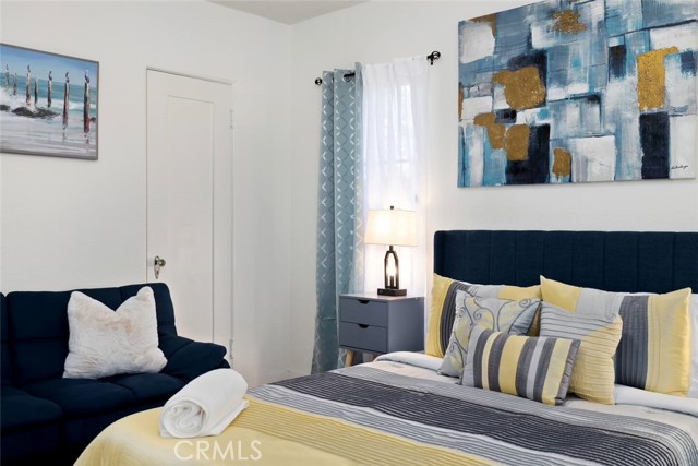 15803 E Victoria Ave., La Puente CA: https://media.crmls.org/medias/d4b8b40b-d541-40e0-ae12-ab74c137a4ad.jpg
