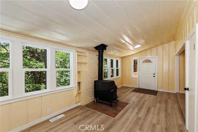 Detail Gallery Image 16 of 59 For 996 Coulter Pine Rd, Crestline,  CA 92325 - 3 Beds | 1 Baths