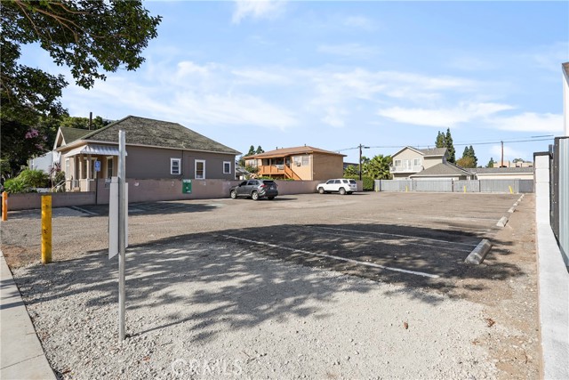 Detail Gallery Image 4 of 20 For 846 N Van Ness Ave, Santa Ana,  CA 92701 - – Beds | – Baths