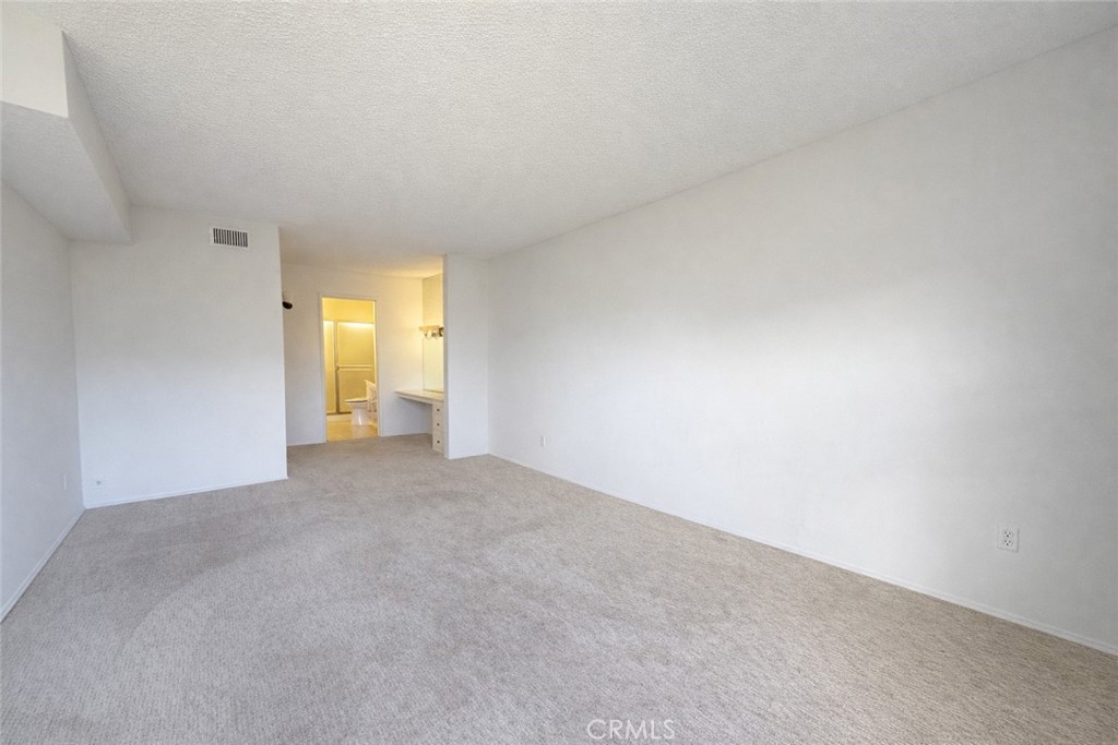 140 Walnut Avenue - photo 11