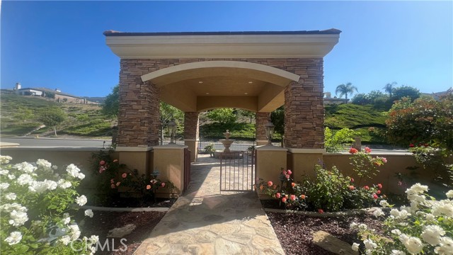 4069 Nancy Circle, Corona CA: https://media.crmls.org/medias/d4ba5fd0-445b-4a4d-bde2-f92aa4c966bd.jpg