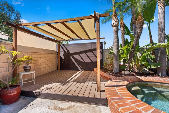 8449 E Meadowridge Street, Anaheim CA: https://media.crmls.org/medias/d4baf3ef-a27f-4407-8284-5923a292d7d5.jpg
