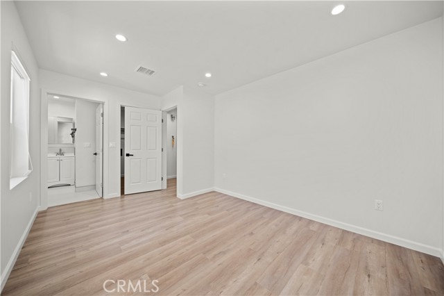 Detail Gallery Image 16 of 20 For 252 W Tujunga #101,  Burbank,  CA 91502 - 2 Beds | 2 Baths