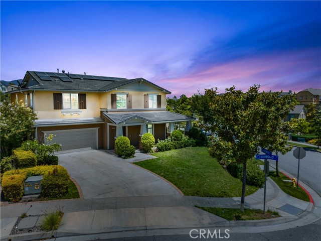 Detail Gallery Image 1 of 49 For 679 E Boxwood Ln, Azusa,  CA 91702 - 5 Beds | 4/1 Baths
